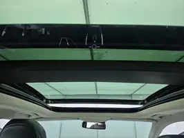 2017  Ford Edge - Image 38