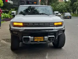 2025  Mercedes Unknown - Image 8