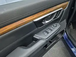 2019  Honda Cr - Image 18