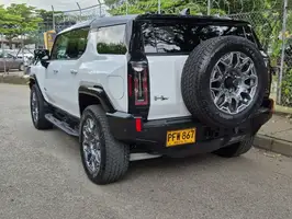 2025  Mercedes Unknown - Image 12