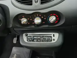2014  Renault Twingo - Image 24