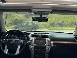 2017  Toyota 4Runner - Image 33