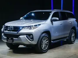2019  Toyota Fortuner - Image 8
