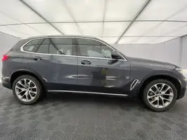 2019  Bmw X5 - Image 35