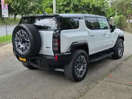 2025  Mercedes Unknown - Image 14