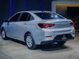 2021  Chevrolet Onix - Image 12