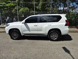 2020  Toyota Prado - Image 30