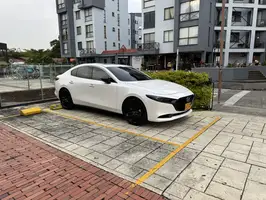 2025  Mazda 3 - Image 18