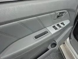 2011  Toyota Hilux - Image 40