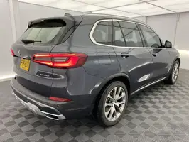 2019  Bmw X5 - Image 36