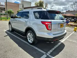 2015  Ford Explorer - Image 11