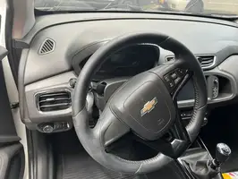 2017  Chevrolet Onix - Image 16