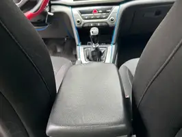 2017  Hyundai Sedan - Image 13