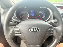 2015  Kia Cerato - Image 32