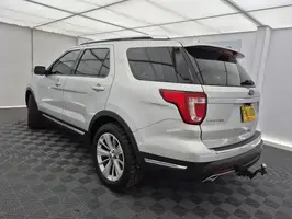 2018  Ford Explorer - Image 13