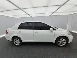 2011  Nissan Tiida - Image 15