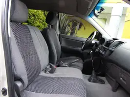 2013  Toyota Hilux - Image 17