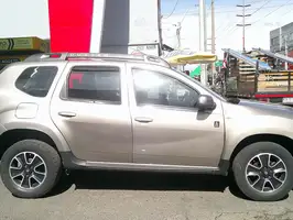 2018  Renault Duster - Image 10