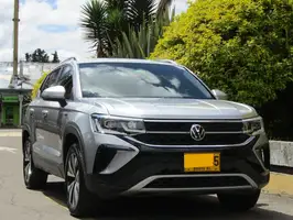 2022  Volkswagen Taos - Image 25
