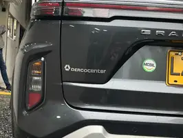 2023  Suzuki Grand - Image 12