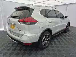 2019  Nissan X - Image 35