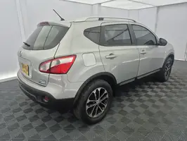 2014  Nissan Qashqai - Image 17