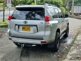 2013  Toyota Land - Image 14