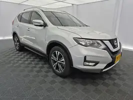 2019  Nissan X - Image 40