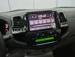 2011  Toyota Hilux - Image 24