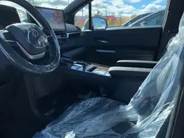 2025  Toyota Sienna - Image 10