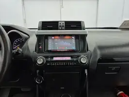 2017  Toyota Prado - Image 24