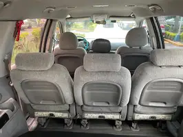 2013  Kia Carnival - Image 12