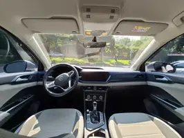 2024  Volkswagen Taos - Image 18