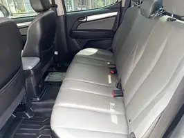 2023  Chevrolet Colorado - Image 29