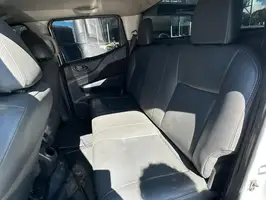 2017  Nissan Np300 - Image 15