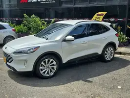 2022  Ford Escape - Image 28