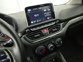 2021  Hyundai Graviti - Image 24