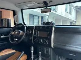 2019  Toyota Fj - Image 43