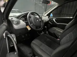 2015  Renault Logan - Image 13