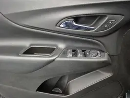 2018  Chevrolet Equinox - Image 19