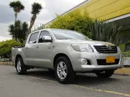 2013  Toyota Hilux - Image 33