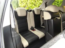 2018  Volkswagen Tiguan - Image 17