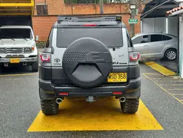 2012  Toyota Fj - Image 14