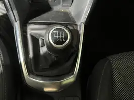 2020  Mazda 2 - Image 18