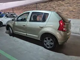 2016  Renault Sandero - Image 12