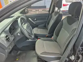 2019  Renault Logan - Image 18