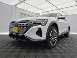 2024  Audi Q8 - Image 27