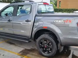 2025  Nissan Frontier - Image 21