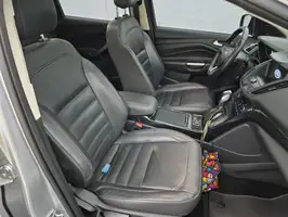 2017  Ford Escape - Image 40