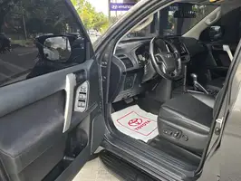2020  Toyota Prado - Image 13